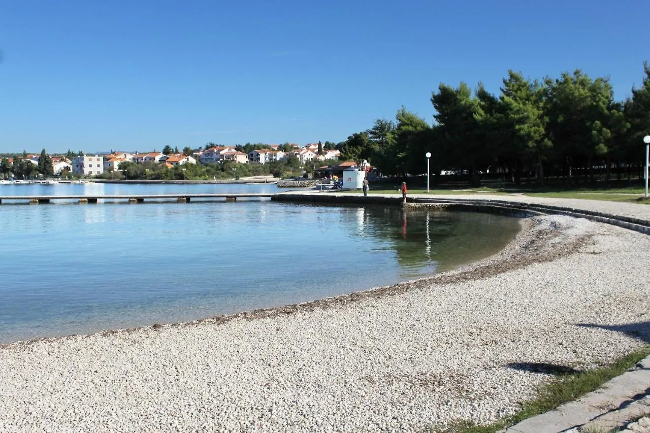 Apartment Zadar - Diklo 13327B 0*,  Croatia