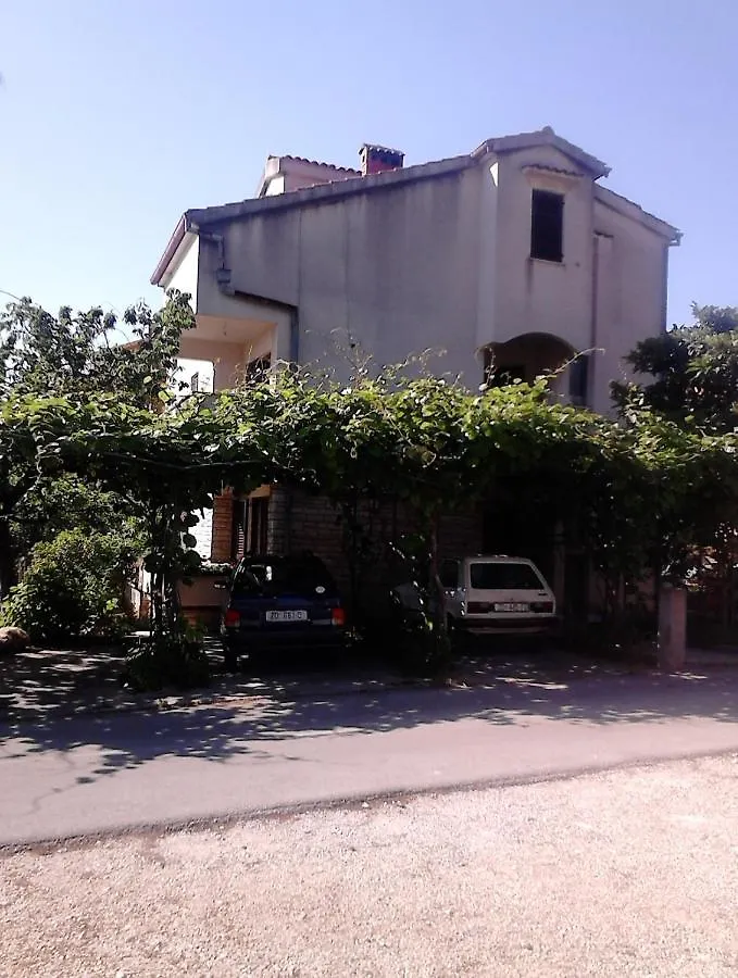 Apartment Zadar - Diklo 13327B